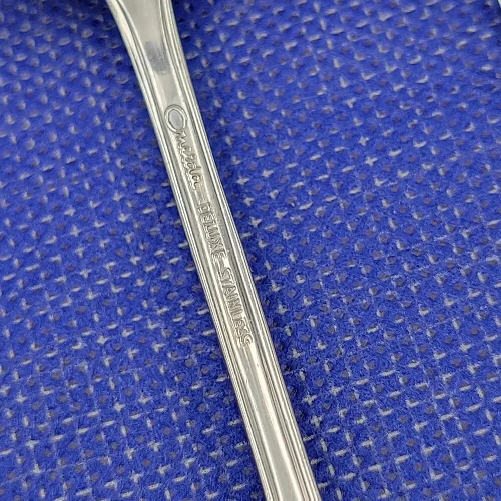 Oneida Antares Flatware Stainless Set Of 4 Pcs Dinner Fork Discontinued Vintage